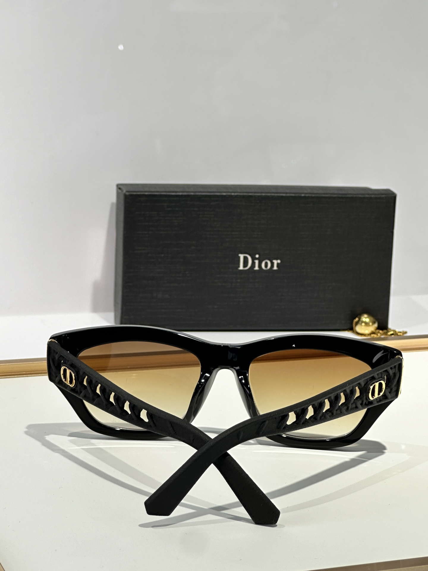  DIOR
MOD：VeryDior S2F
Size：55口19 140
