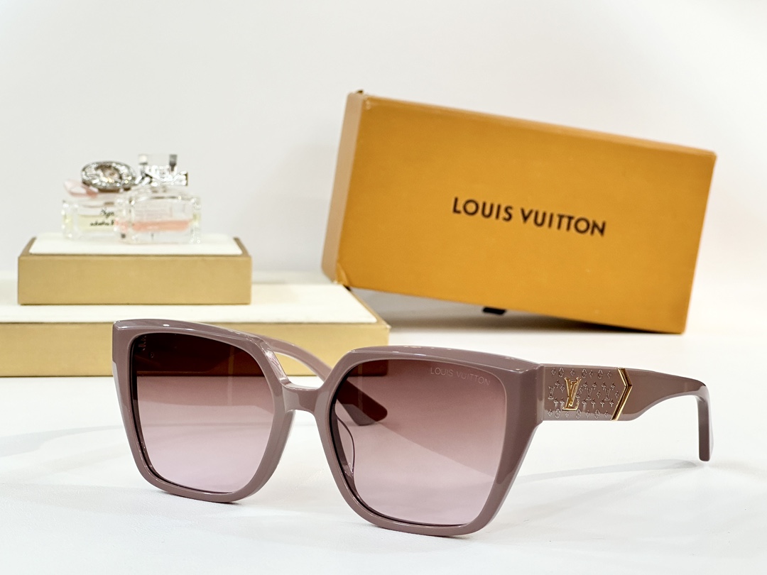  LOUIS VUITTON
MOD：Z1869
Size：54口18-145
