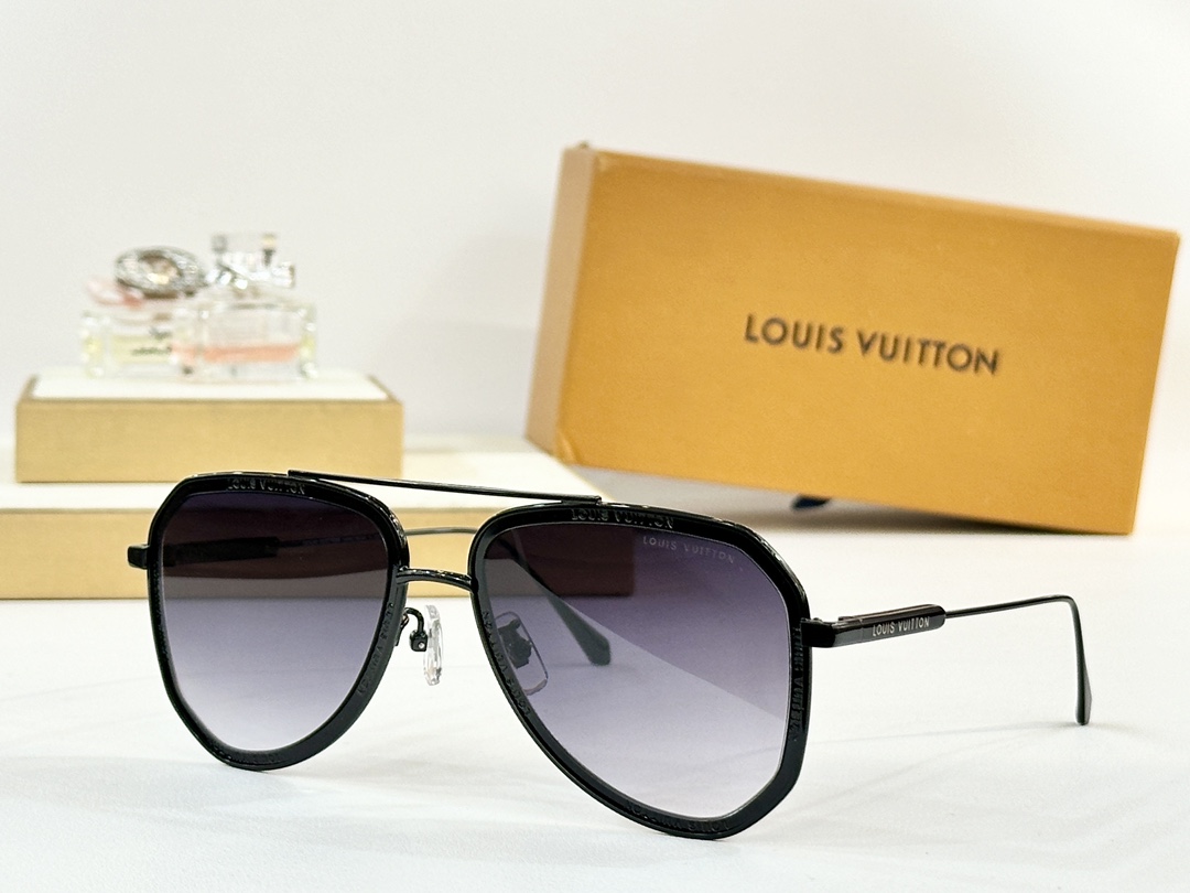  LOUIS VUITTON
MOD：Z1317
Size：56口19-145
