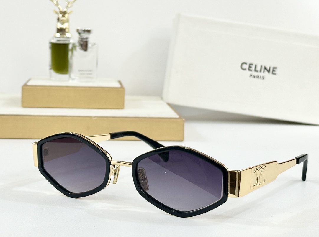  𝘾𝙀𝙇𝙄𝙉𝙀
MOD CL40330F
Size：54口21 145
