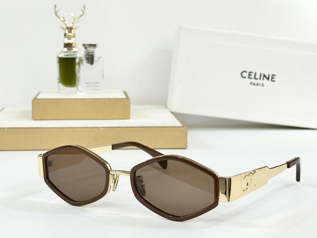  𝘾𝙀𝙇𝙄𝙉𝙀
MOD CL40330F
Size：54口21 145
