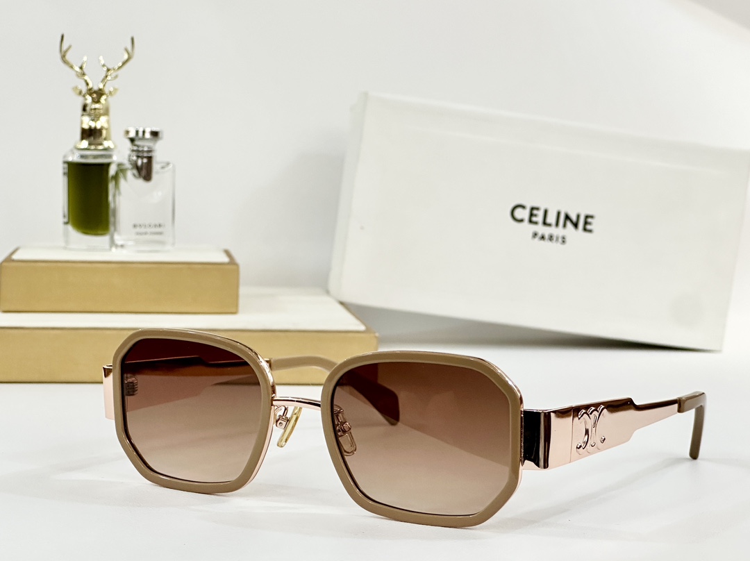  CELINE
MOD CL40332F
Size：CL40332F
