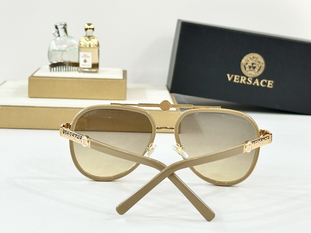  VERSACE
MOD：VE6815
Size：58口17-142
