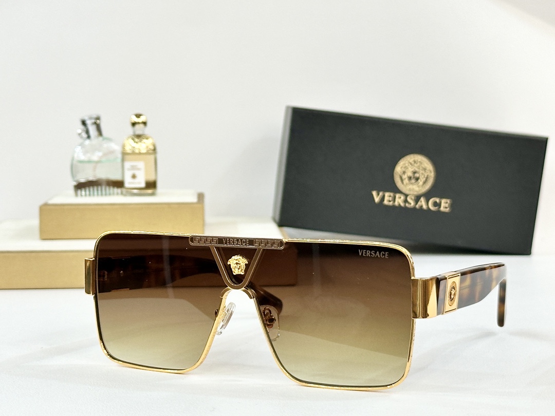  VERSACE
MOD：VE6739
Size：138口0 145
