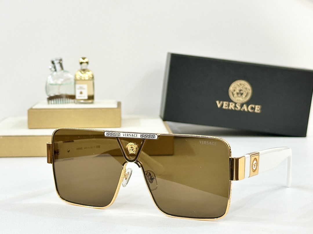  VERSACE
MOD：VE6739
Size：138口0 145
