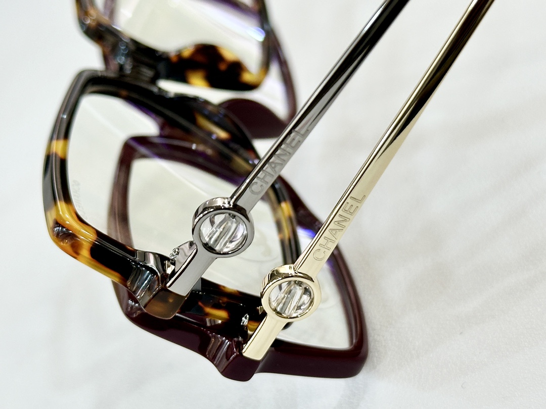  CHANEL
MODEL：CH3487
SIZE：56口17-142
