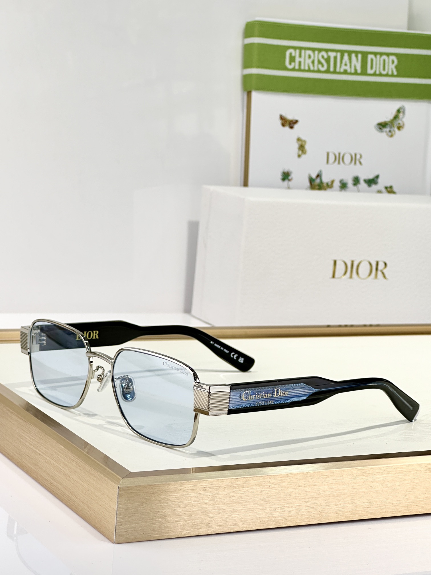  Christian Dio* Label S2U
NEW
SIZE54-17-145
