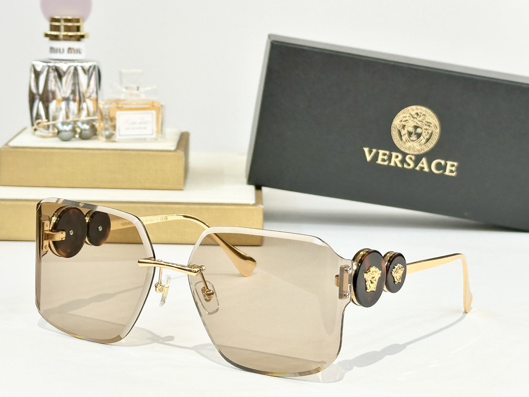  VERSACE
MOD：VE6781
Size：65口17 145
