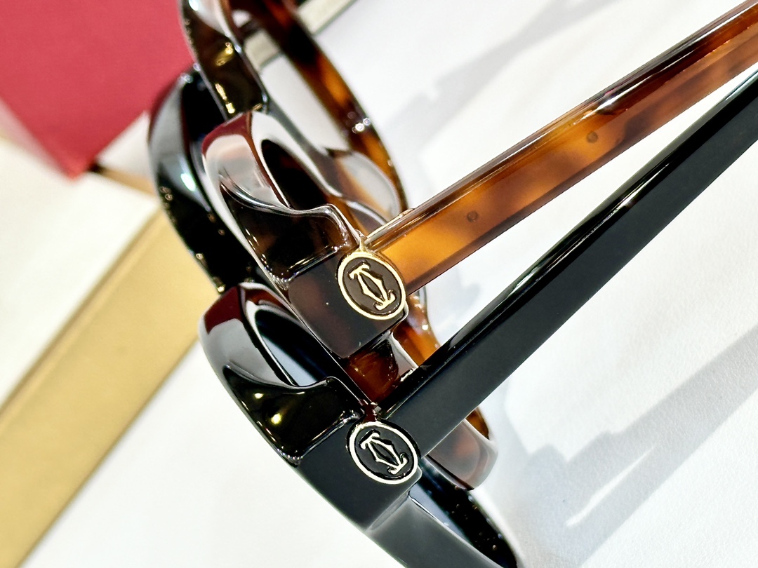  Cartier
MOD：CT0316
Size：55口19 140
