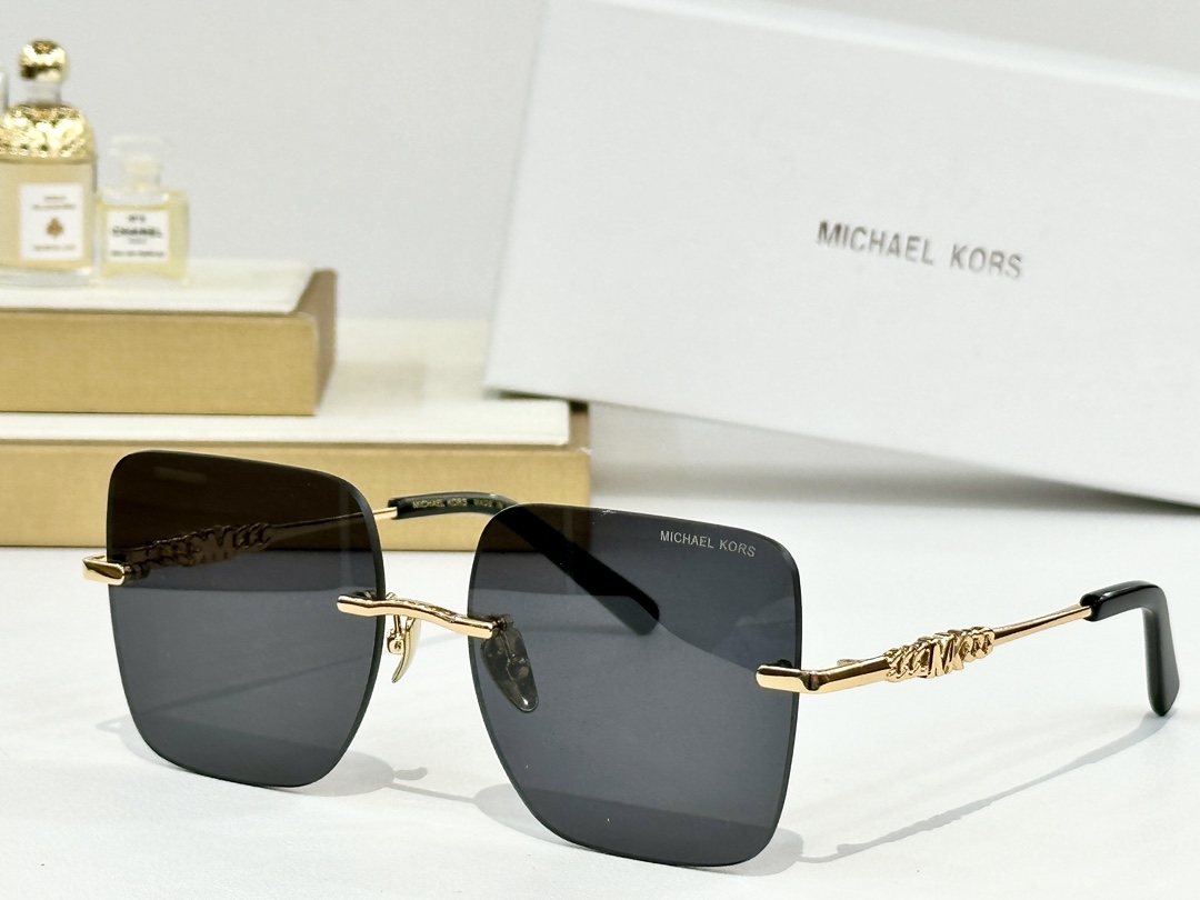  MICHAEL KORS
MOD：MK1150
Size：57口17-140
