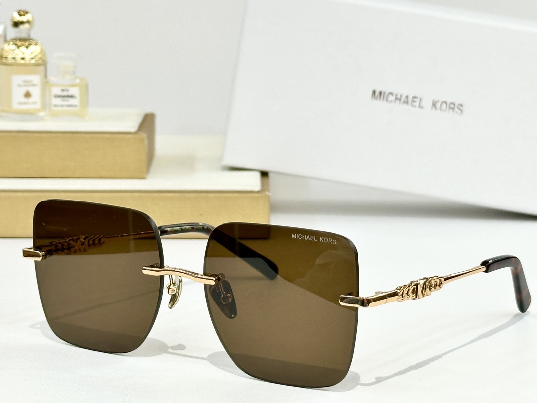  MICHAEL KORS
MOD：MK1150
Size：57口17-140
