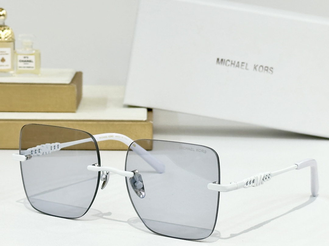  MICHAEL KORS
MOD：MK1150
Size：57口17-140
