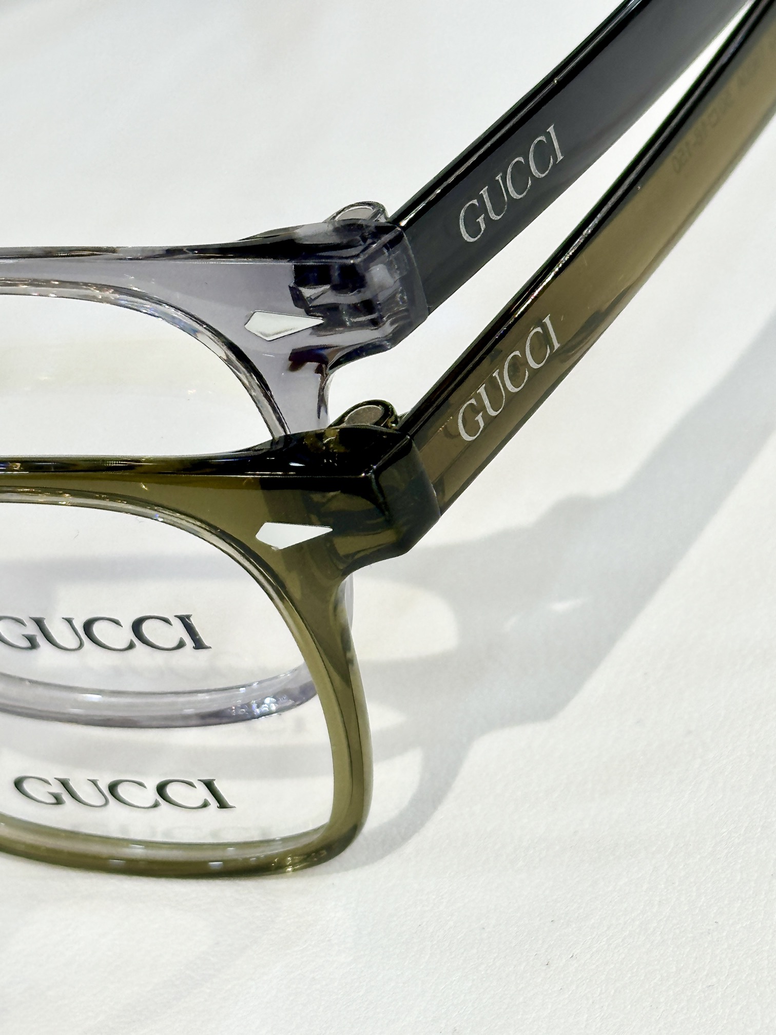  GUCC*
MODEL：GG1900A 
SIZE54口22-145
