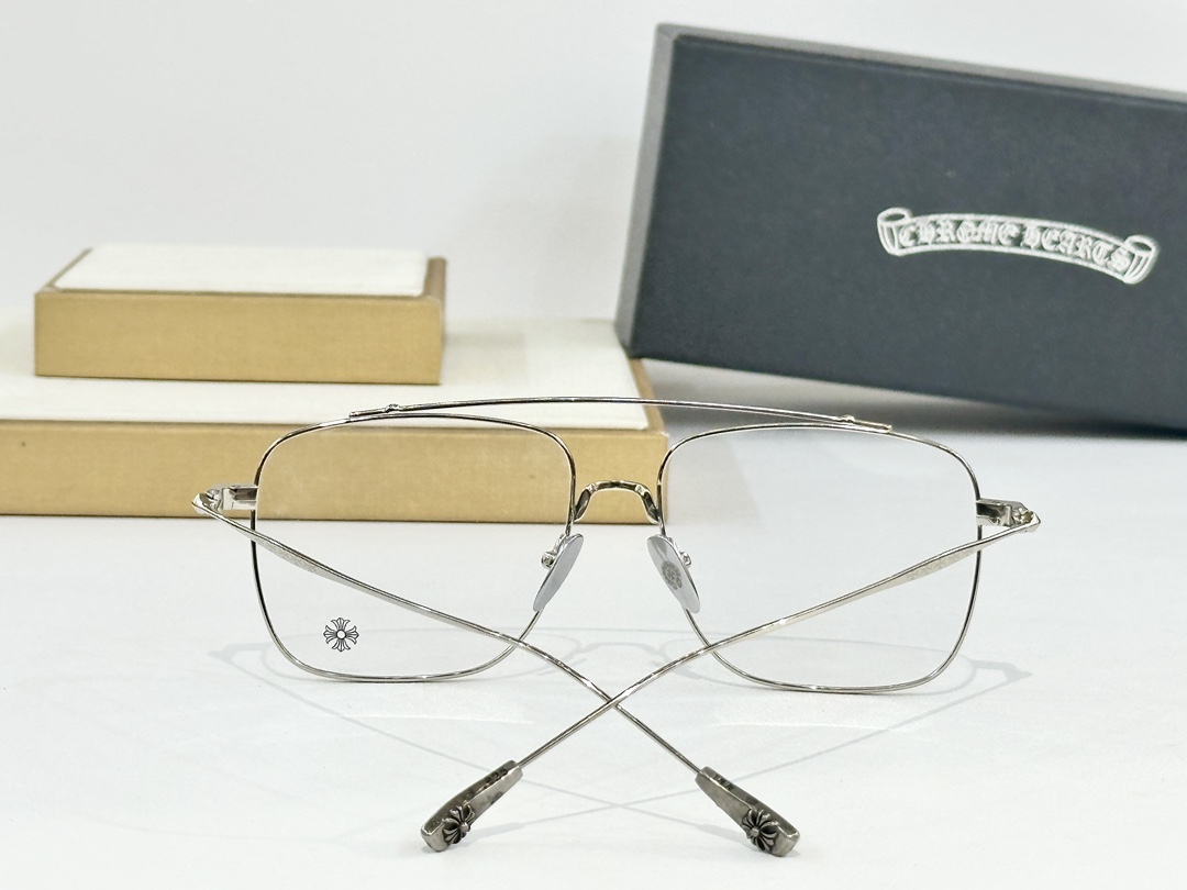  CHROME HEART*
MODEL：BONE PRONE III
SIZE：52口19-150

