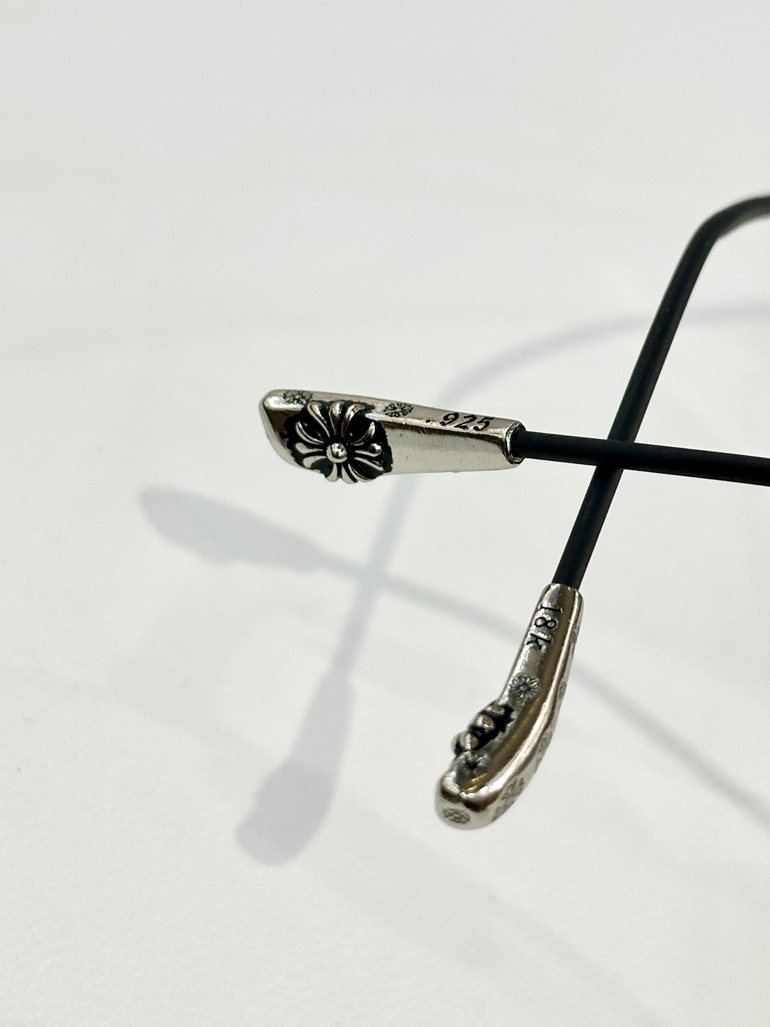  CHROME HEART*
MODEL：BONE PRONE III
SIZE：57口18-150

