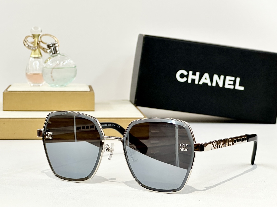  CHANEL
MODCH7359
Size56-16-145
