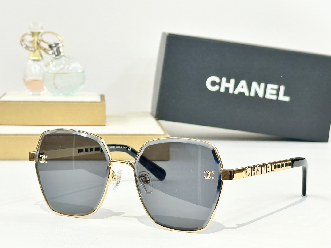  CHANEL
MODCH7359
Size56-16-145
