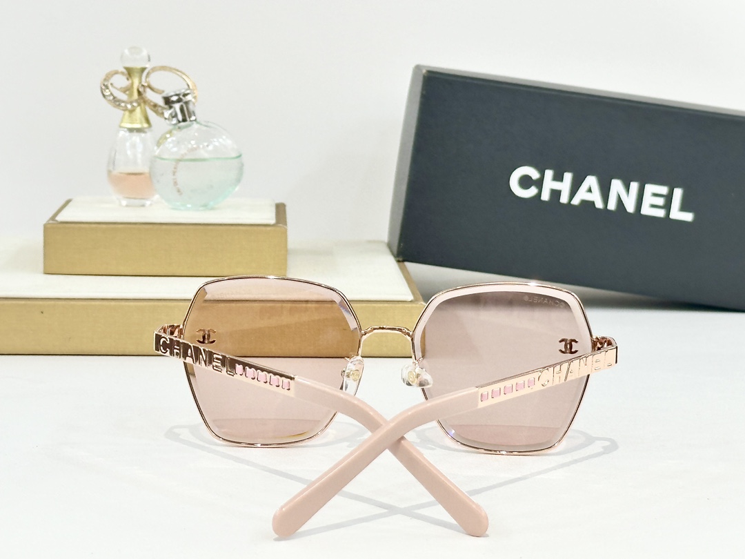  CHANEL
MODCH7359
Size56-16-145
