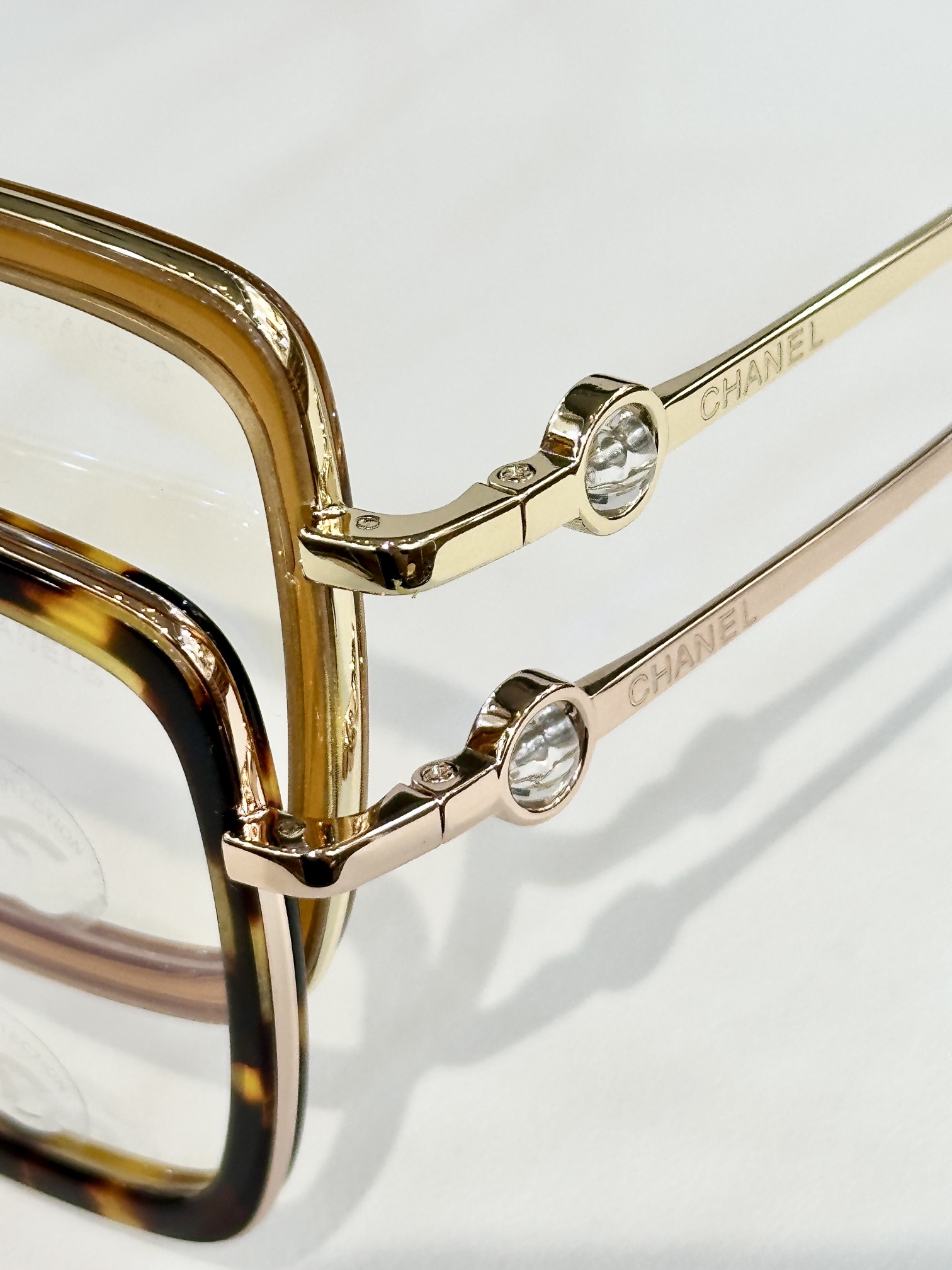  CHANEL
MOD：CH2222
Size：54口20 142
