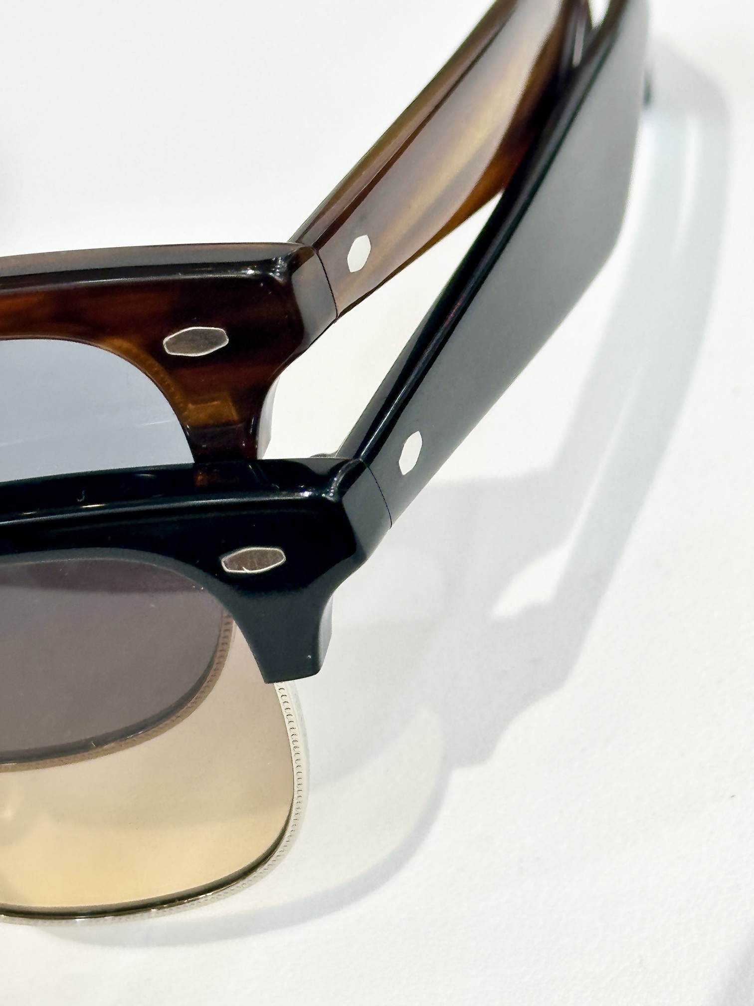  OLIVER PEOPLES
MODEL：OV5486S
SIZE：55口17-145
