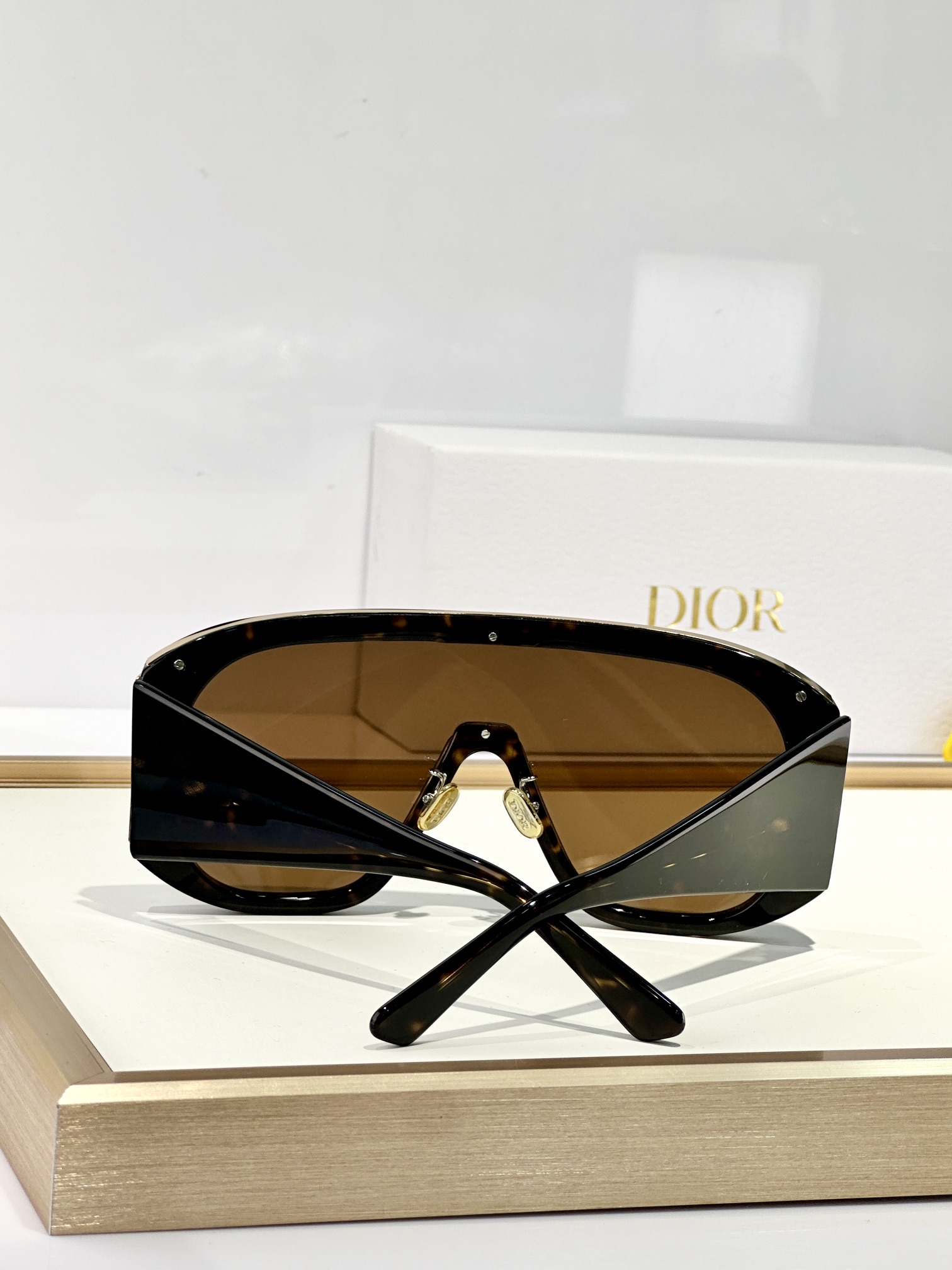  DIOR
MOD：DiorGraPhique M2N
Size：140
