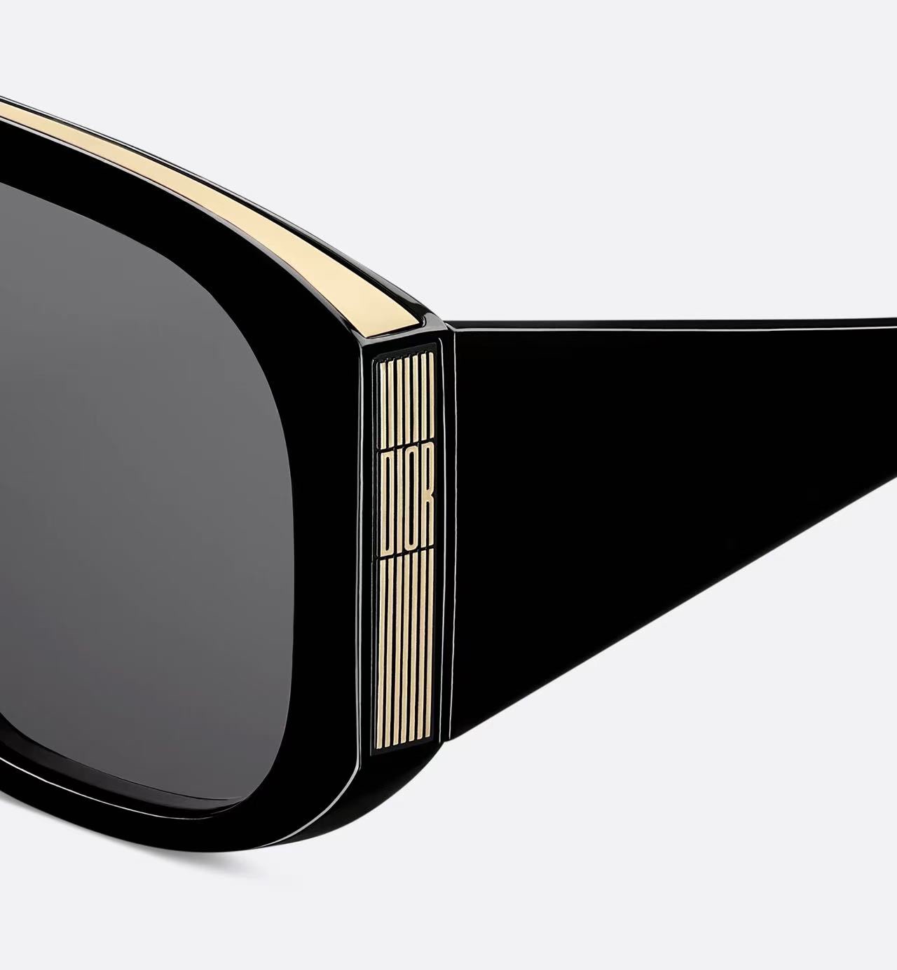  DIOR
MOD：DiorGraPhique M2N
Size：140

