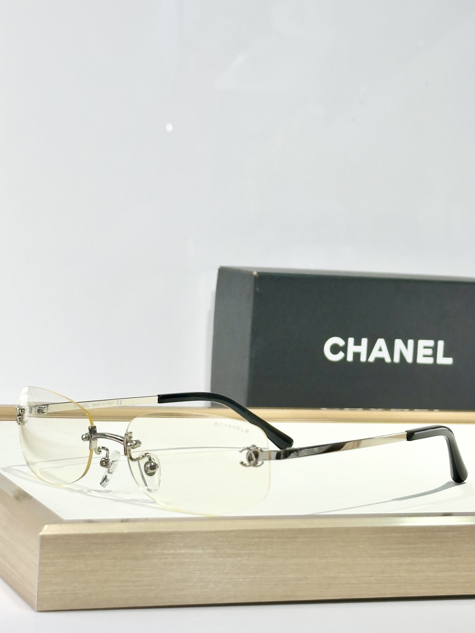  CHANEL
MOD：0CH4002
Size：54口18-135
