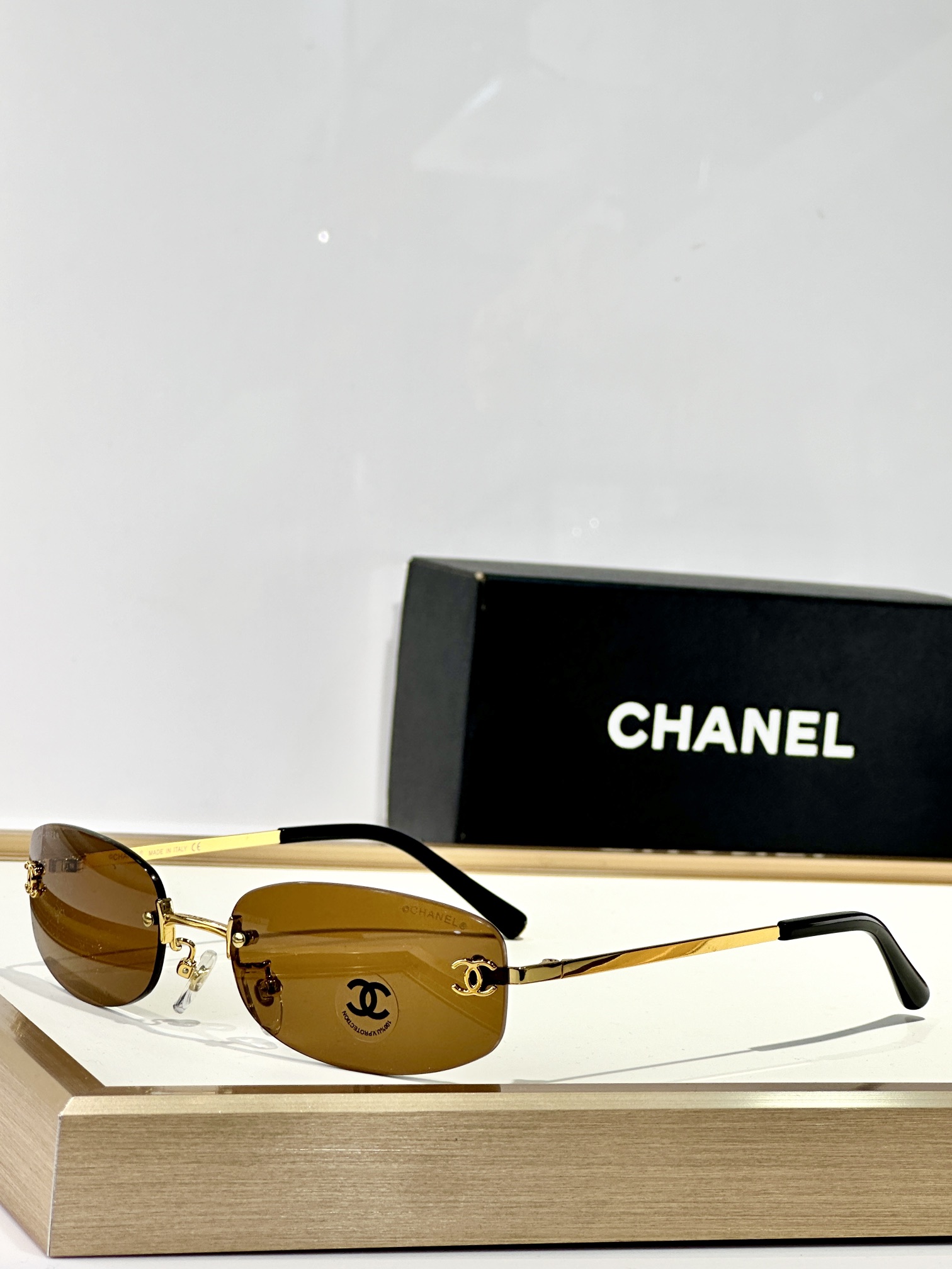  CHANEL
MOD：0CH4002
Size：54口18-135
