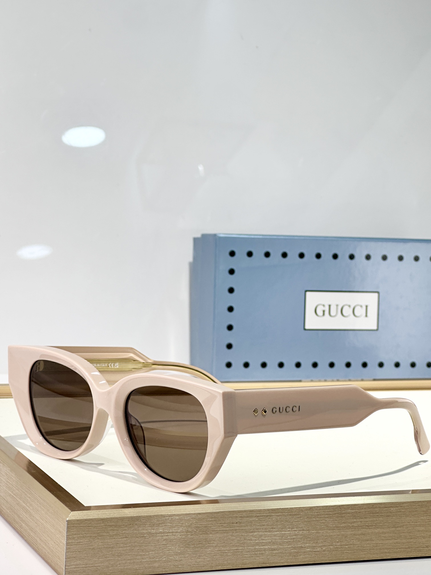  𝐆𝐔𝐂𝐂𝐈
MOD：GG1532SA 
size：54口19-145
