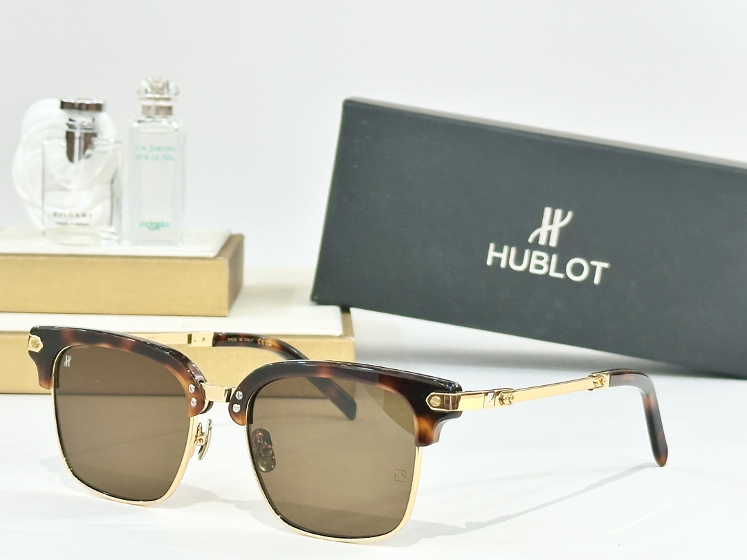  HUBLOT
MODEL H023O
SIZE：53口18-145
