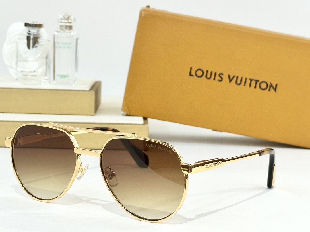  LOUIS VUITTON
MODZ2048
Size57口17 145
