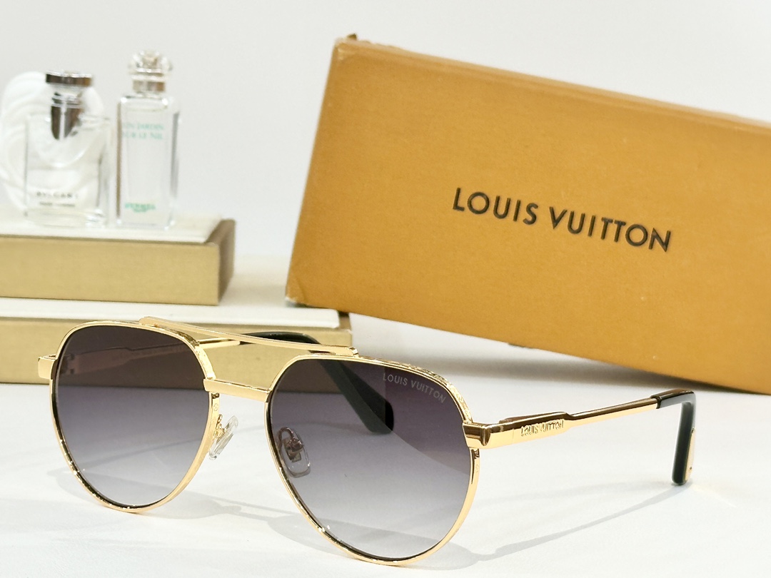  LOUIS VUITTON
MODZ2048
Size57口17 145
