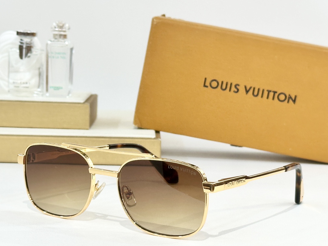 LOUIS VUITTON
MODZ2207U
Size56口19 145

