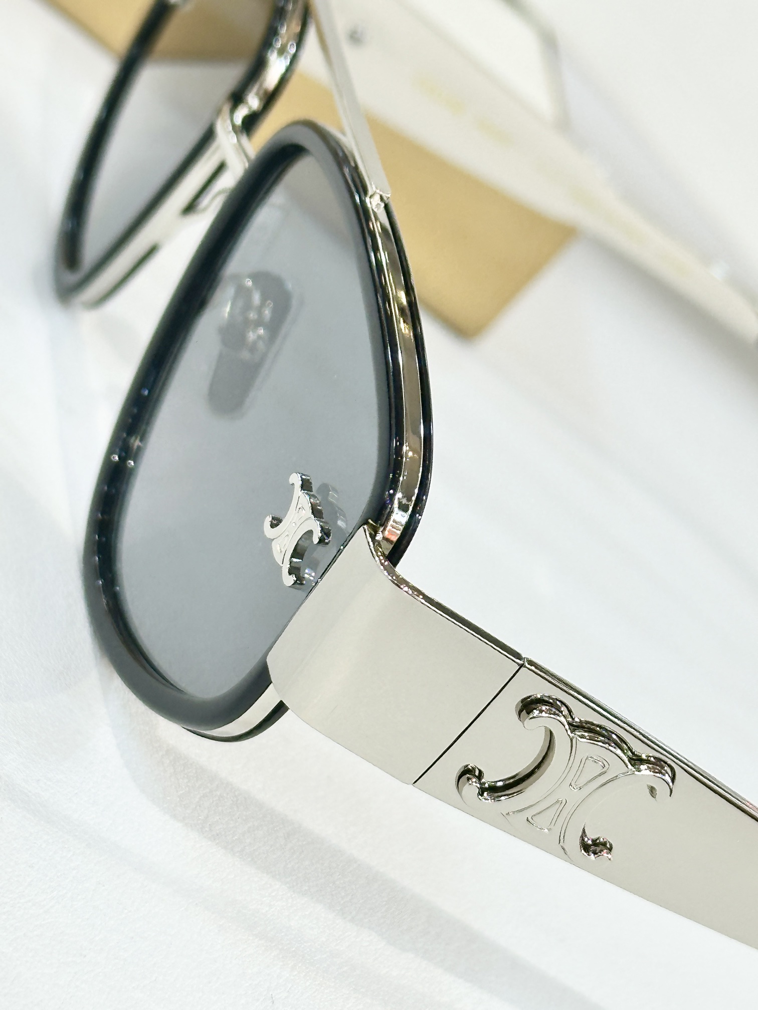  CELINE
MOD：CL1479LU
Size：56口19 145
