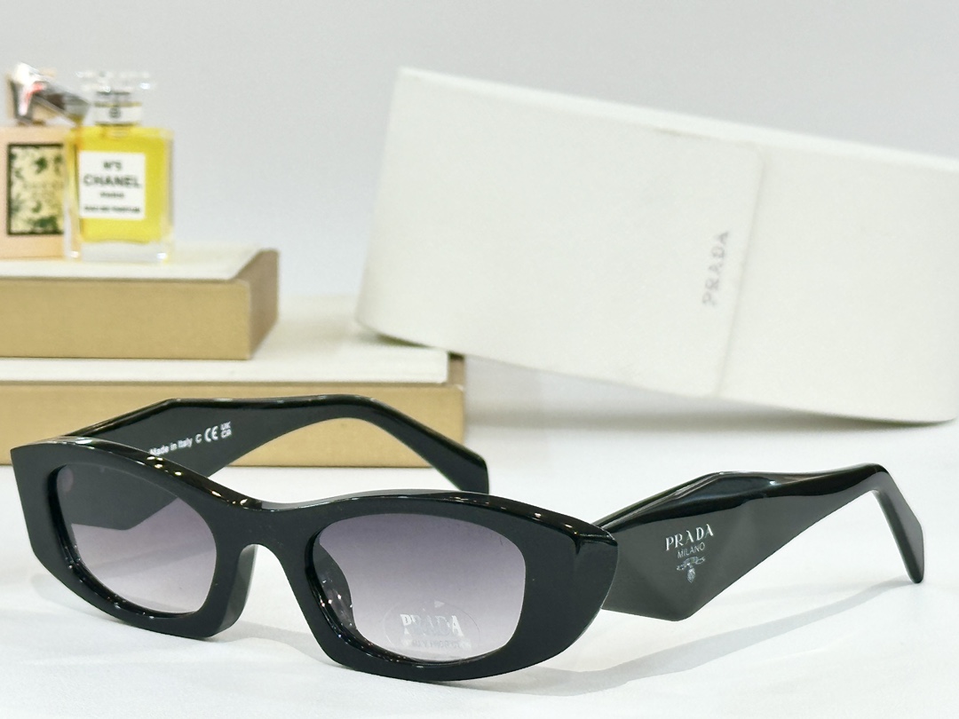  PRADA
MOD：0。RB16S
Size：54口20 145

