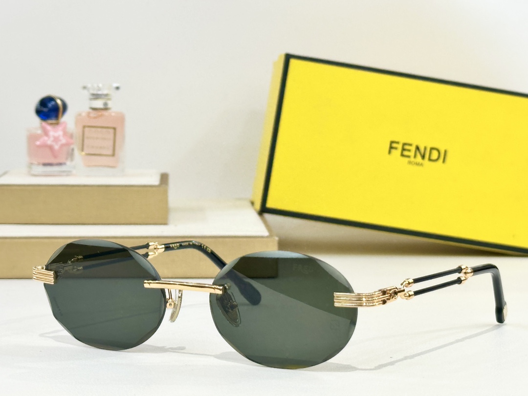 FRED
MODEL：FG50160U
SIZE：57口19-145
太阳镜： 
变色片：
