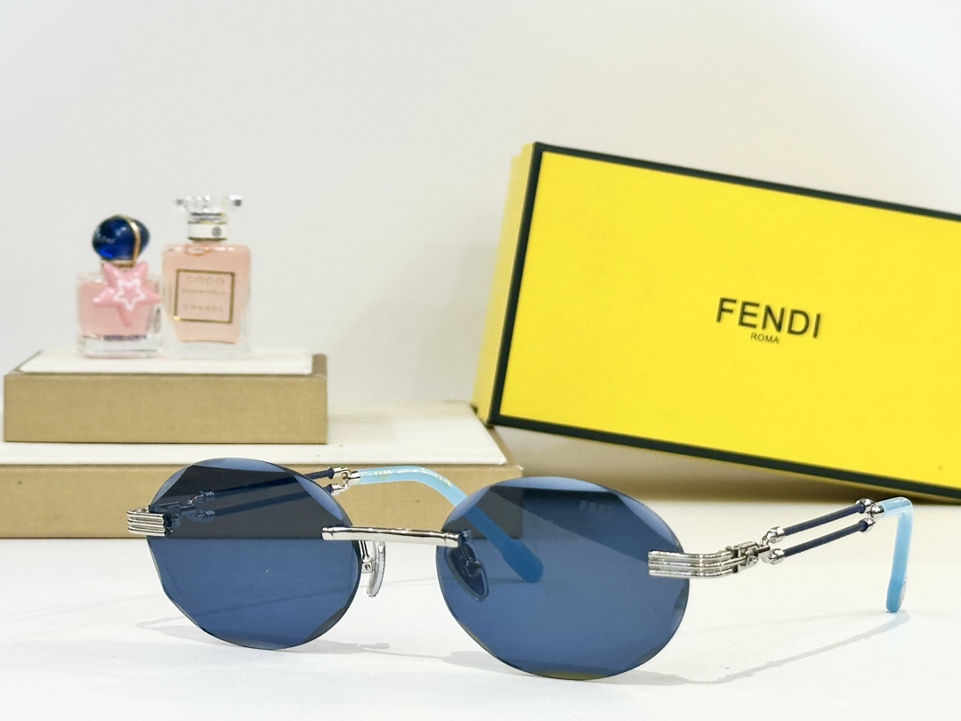 FRED
MODEL：FG50160U
SIZE：57口19-145
太阳镜： 
变色片：