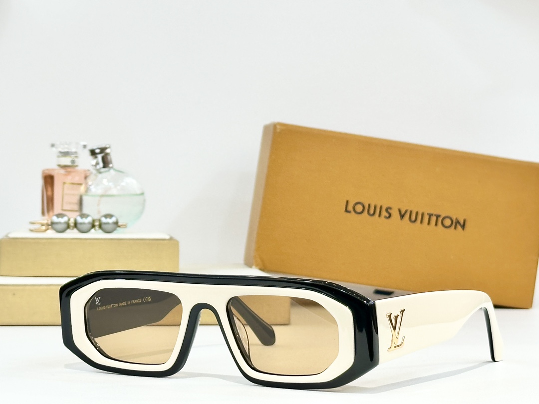  LOUIS VUITTO*
MODEL：Z2015U
SIZE：51口19-150
