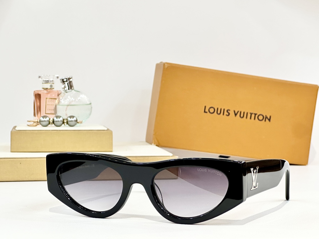  LOUIS VUITTO*
MODEL：Z2181U
SIZE：54口20-150
