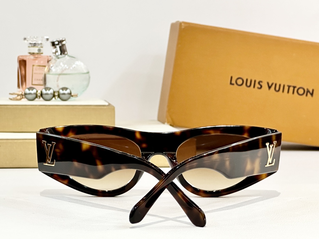  LOUIS VUITTO*
MODEL：Z2181U
SIZE：54口20-150
