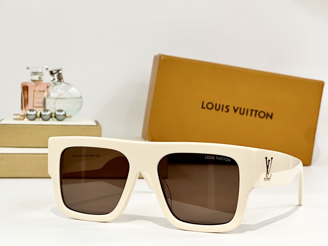  LOUIS VUITTO*
MODEL：Z2125W
SIZE：55口18-150
