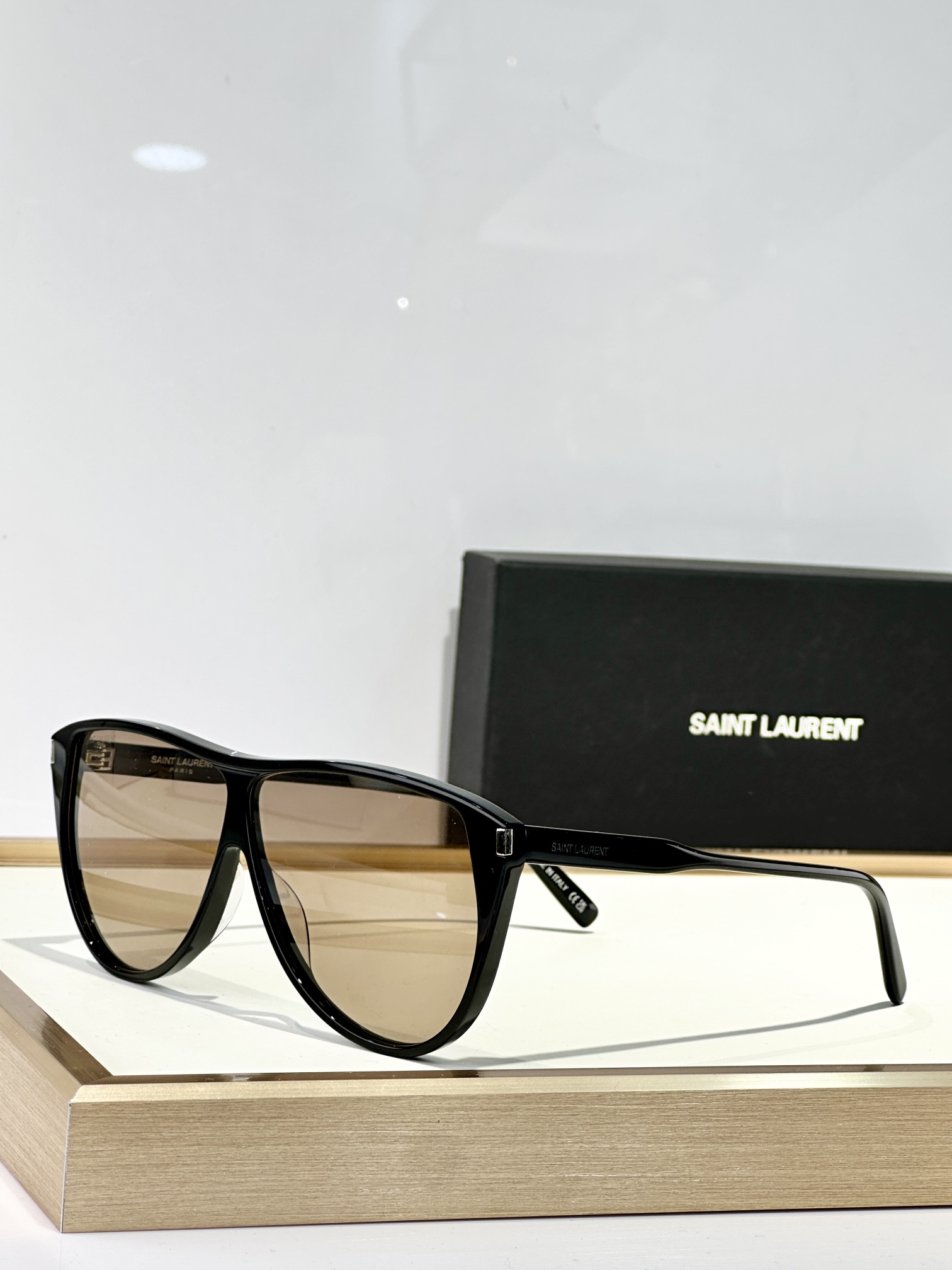 。𝑺𝒂𝒊𝒏𝒕 𝑳𝒂𝒖𝒓𝒆𝒏𝒕 
MOD：SL731
size：65口5-145
