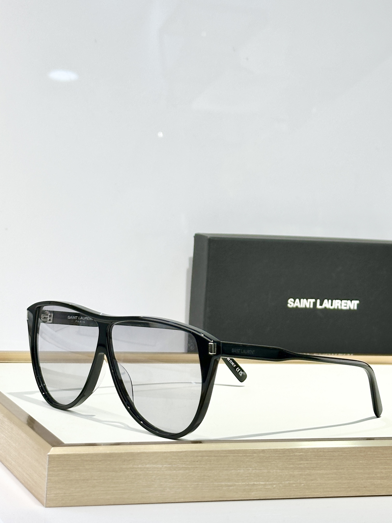 。𝑺𝒂𝒊𝒏𝒕 𝑳𝒂𝒖𝒓𝒆𝒏𝒕 
MOD：SL731
size：65口5-145
