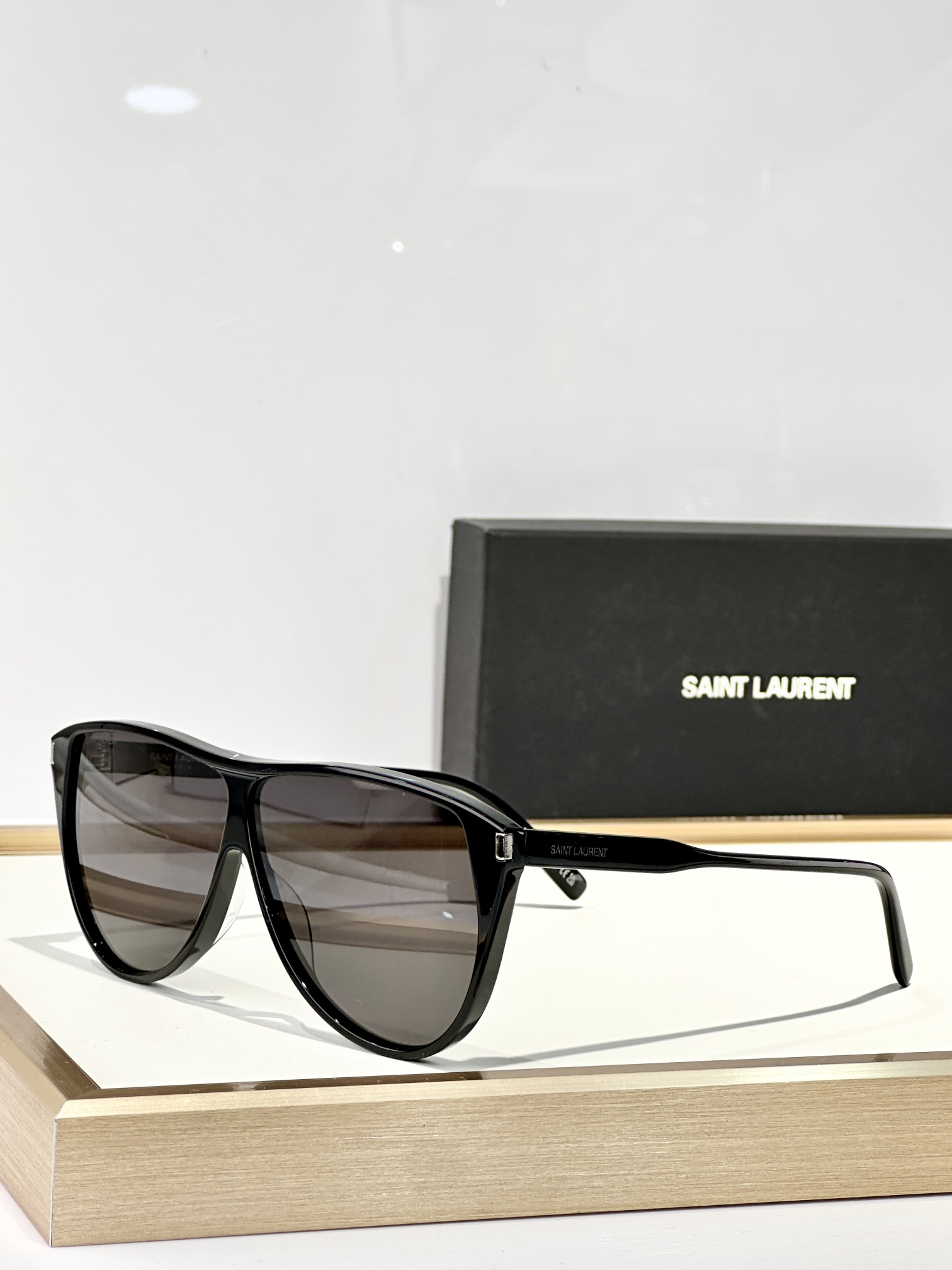 。𝑺𝒂𝒊𝒏𝒕 𝑳𝒂𝒖𝒓𝒆𝒏𝒕 
MOD：SL731
size：65口5-145
