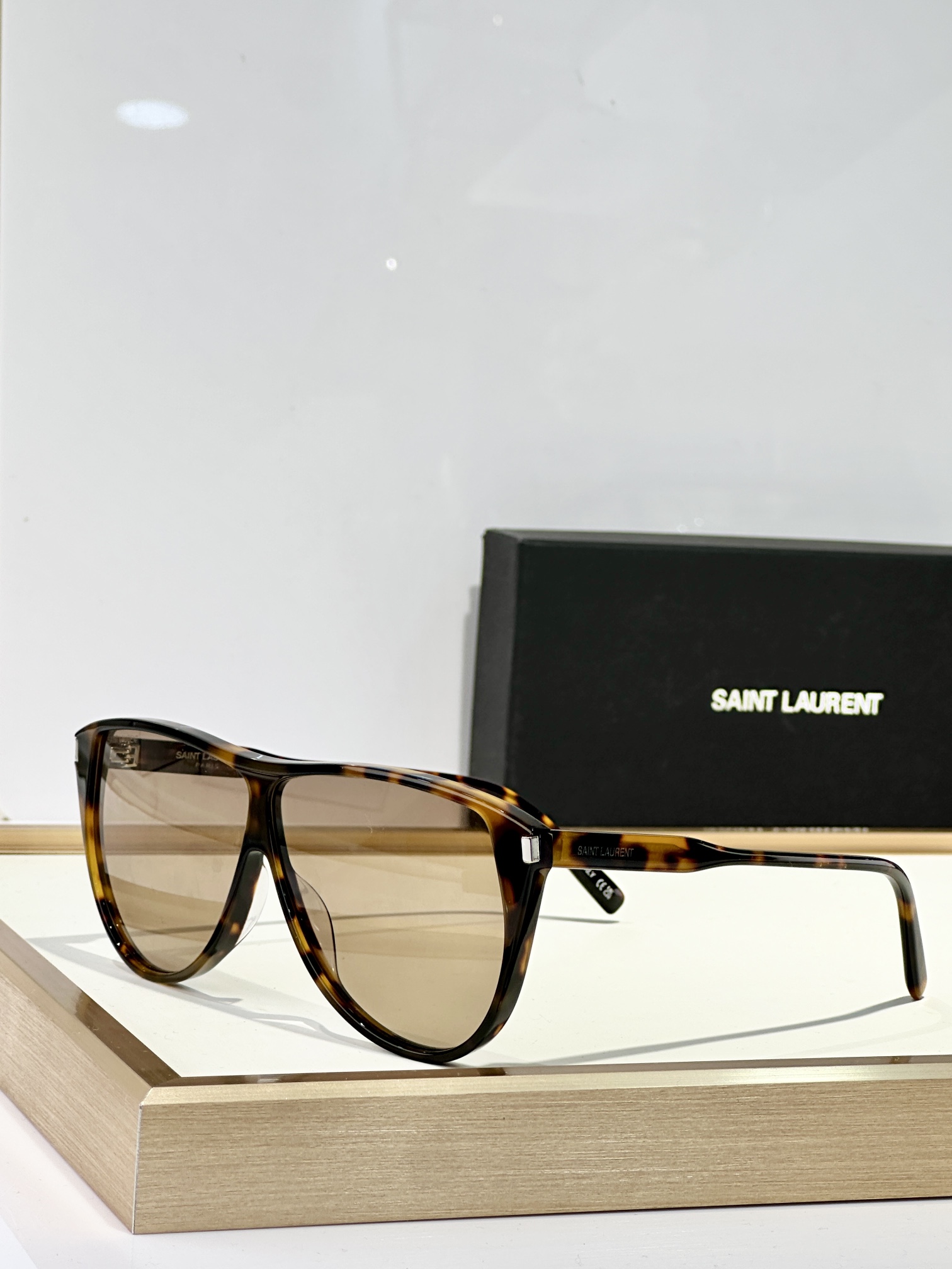 。𝑺𝒂𝒊𝒏𝒕 𝑳𝒂𝒖𝒓𝒆𝒏𝒕 
MOD：SL731
size：65口5-145
