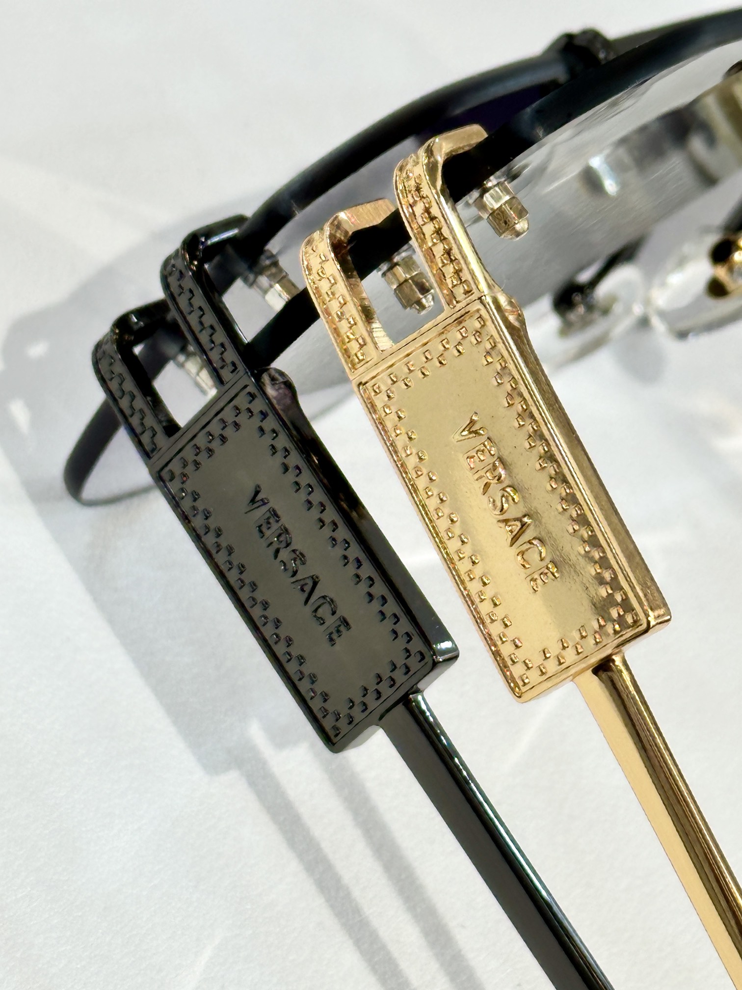  VERSACE
MOD：VE2275
Size：60口13 142
