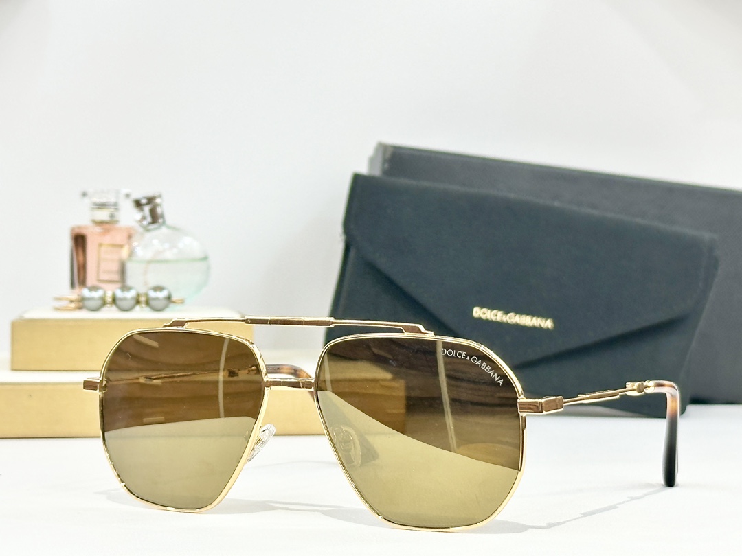  DOLCE & GABBAN* 
MODEL：DG6664
SIZE：61口16-143
