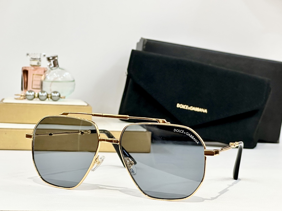  DOLCE & GABBAN* 
MODEL：DG6664
SIZE：61口16-143
