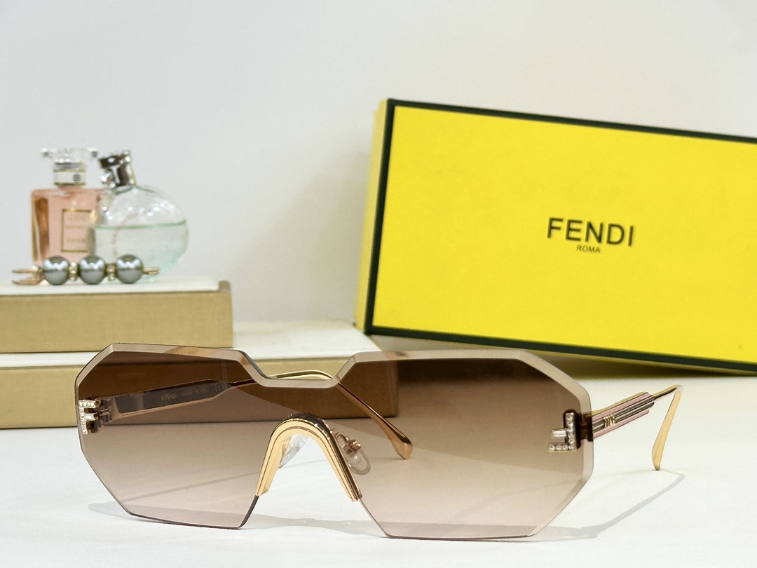  FENDI
MODFE4088
Size145口5 142
