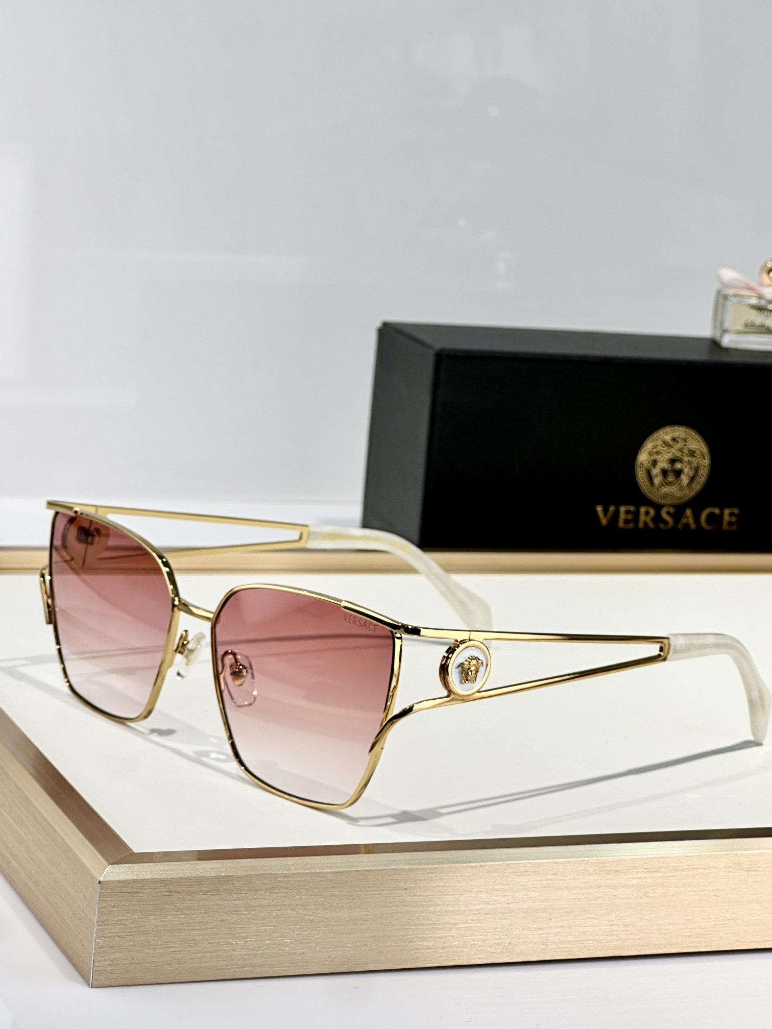  VERSACE
MOD：VE2293
Size：60口16 140


